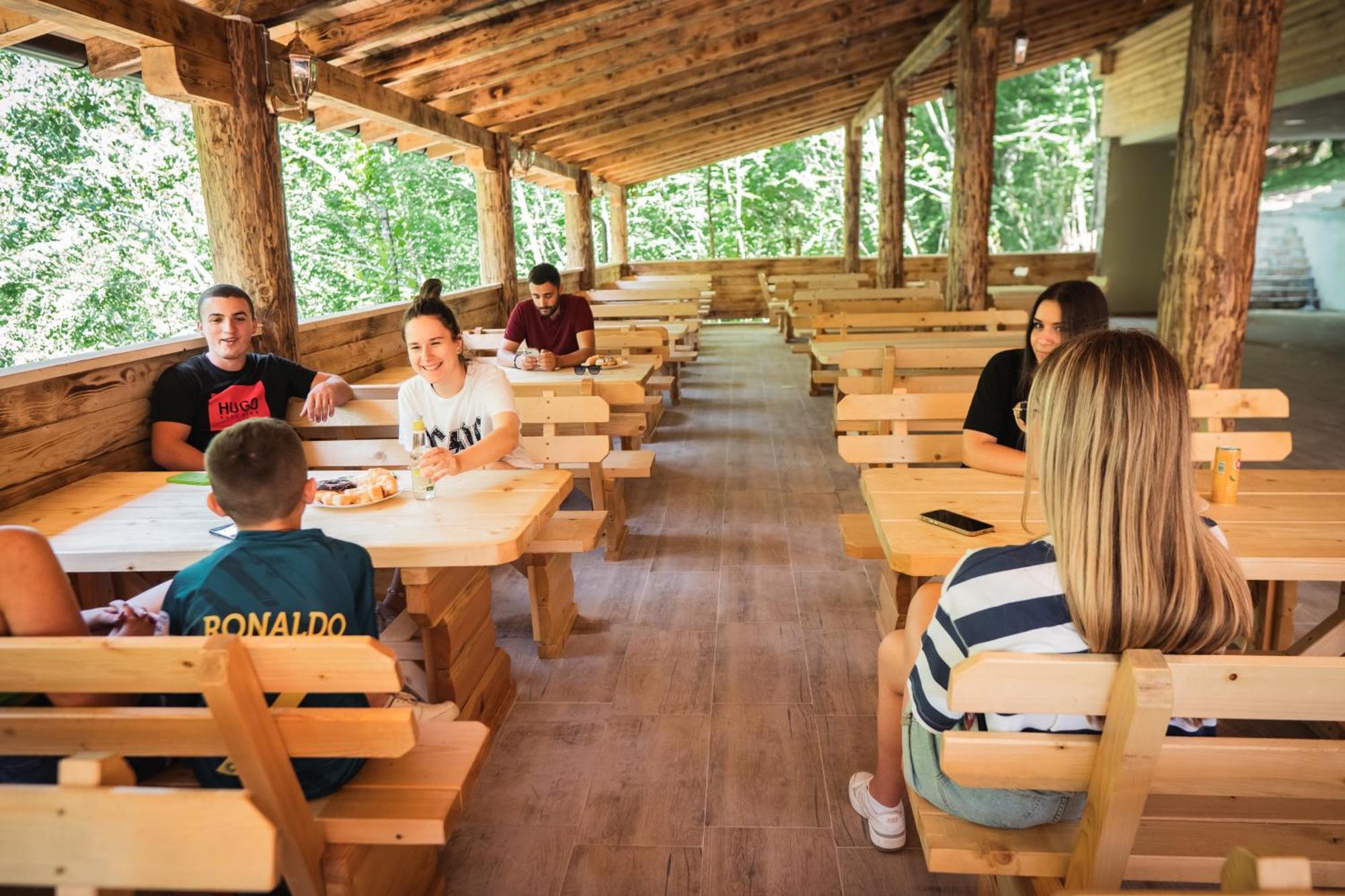 Vucja Gora Hotel ฟอชา ภายนอก รูปภาพ